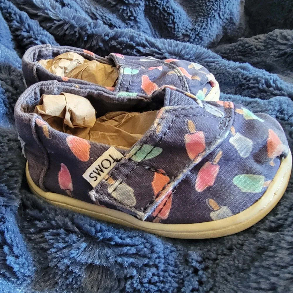 TOMS Alpargata Shoes Kids Size 4 Navy Blue Excellent Popsicle Print Slip On